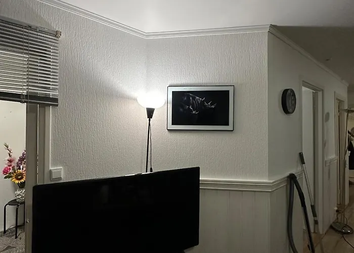 Leilighet Bright And Modern Three-room With Balcony Oslo