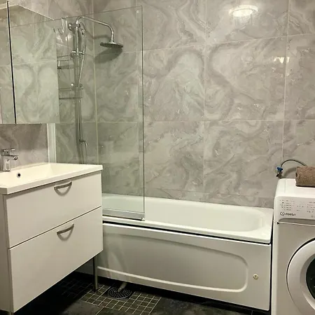 아파트 Bright And Modern Three-room With Balcony *